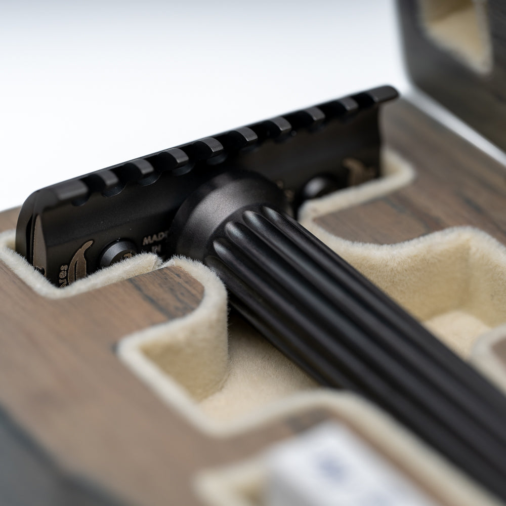 Lambda Ares v2 [SS 316L - DLC Satin Finish]